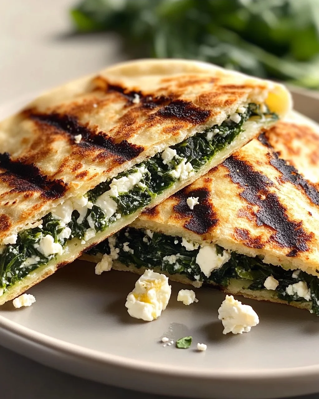 Spinach and Feta Stuffed Grilled Pita – Delicious and Healthy!