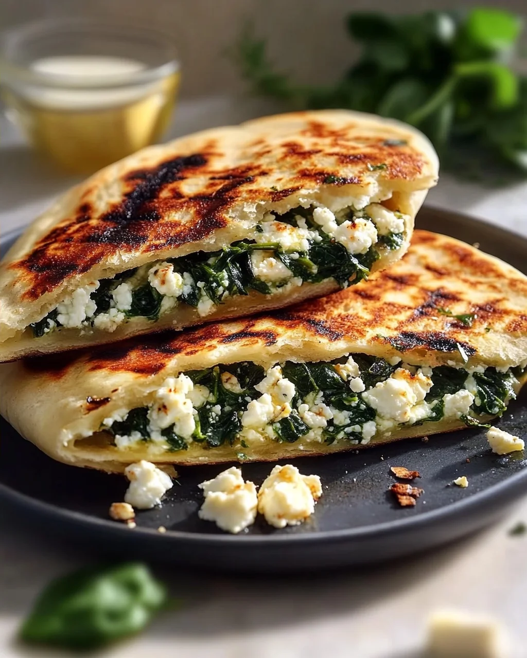 Spinach and Feta Stuffed Grilled Pita – Delicious and Healthy!